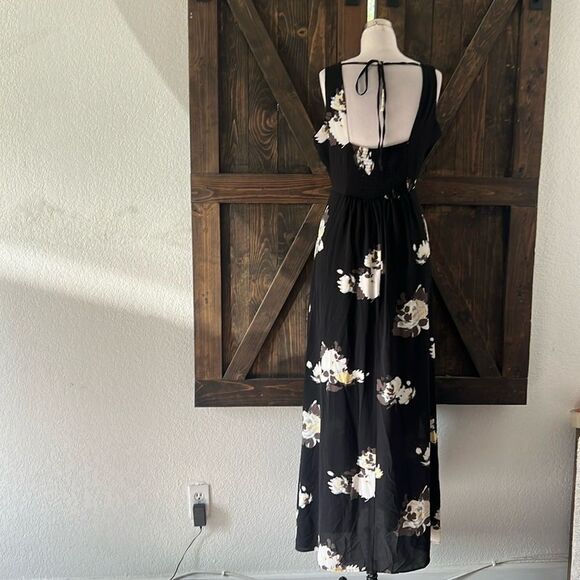 Candies Sexy Floral Maxi Front Tye With Front Slit Dress - Picture 7 of 12